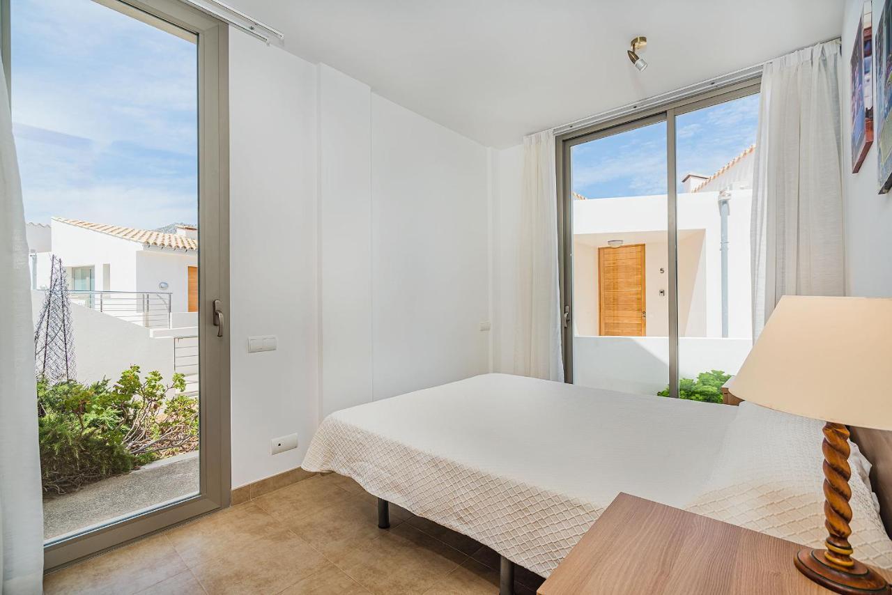 莫林斯2号度假屋 Cala de Sant Vicenc 外观 照片